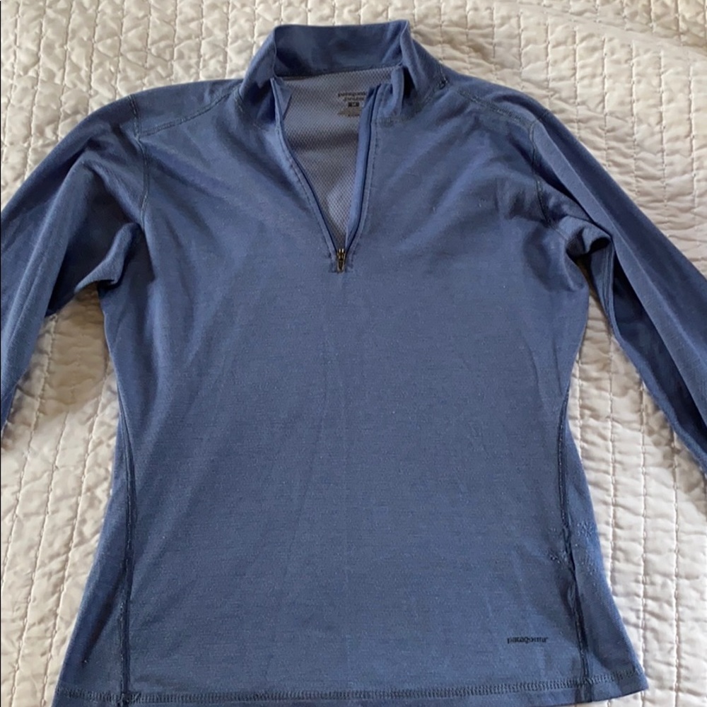 Patagonia Size M Capilene Long-sleeved Shirt w/Zip